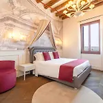 Porta Da Mar 게스트하우스 4*